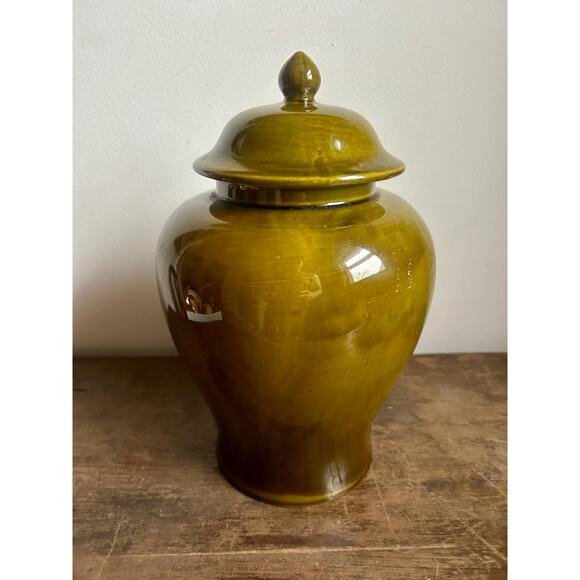 Vintage Haeger Pottery Dark Green Ginger Jar w/ Lid | Art Pottery | Ceramic Urn - Picture 5 of 8